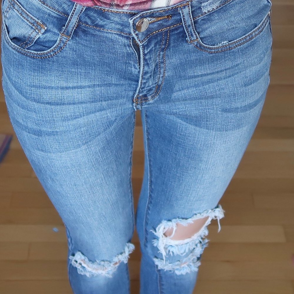Fashion Nova Ripped Skinny Jeans